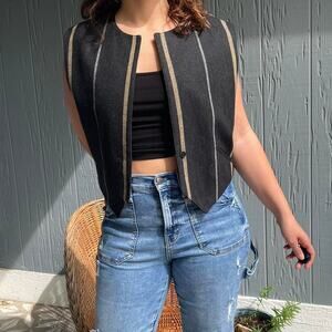 Indie Black Vest with Cream Grey Stripes John Meyer Size 10 Crewneck